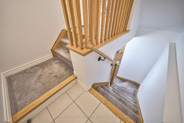 2734 William Jackson Dr, Townhouse with 3 bedrooms, 2 bathrooms and 2 parking in Pickering ON | Image 16