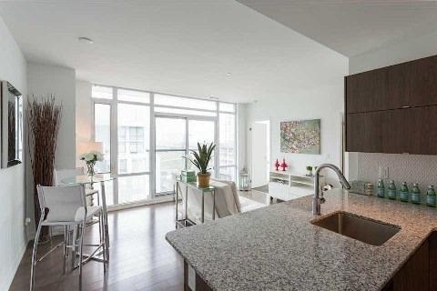 709 - 170 Fort York Blvd, Condo with 2 bedrooms, 1 bathrooms and 1 parking in Toronto ON | Image 11