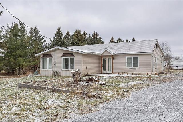 3650 Highway 2, House detached with 2 bedrooms, 1 bathrooms and 20 parking in Kingston ON | Image 48