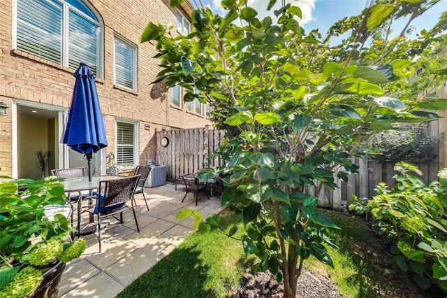 70 Superior Creek Lane, Townhouse with 2 bedrooms, 2 bathrooms and 2 parking in Toronto ON | Image 13