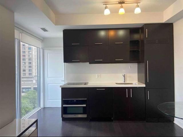 809 - 65 St Mary St, Condo with 1 bedrooms, 1 bathrooms and 0 parking in Toronto ON | Image 17