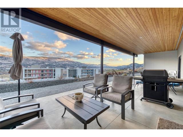 811 - 800 Vista Park, Condo with 3 bedrooms, 2 bathrooms and 2 parking in Penticton 1 BC | Image 18