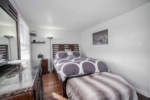 595 Elgin St N, House semidetached with 3 bedrooms, 2 bathrooms and 4 parking in Cambridge ON | Image 15