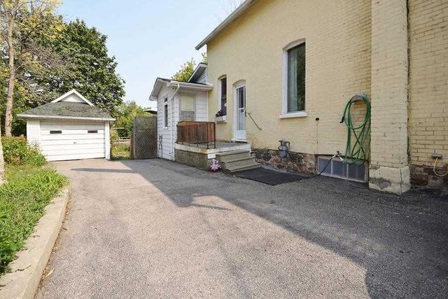 8 Albert St S, House detached with 3 bedrooms, 2 bathrooms and 4 parking in Kawartha Lakes ON | Image 23