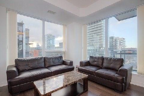 709 - 225 Sackville St, Condo with 2 bedrooms, 2 bathrooms and 1 parking in Toronto ON | Image 3