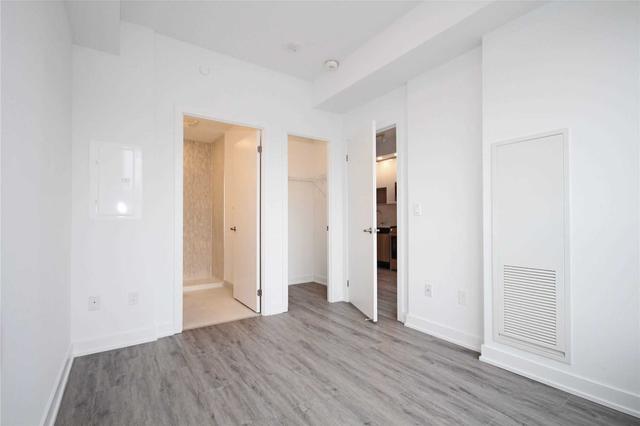 210 - 630 Greenwood Ave, Condo with 2 bedrooms, 2 bathrooms and 1 parking in Toronto ON | Image 6