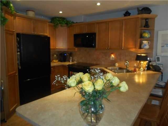 144 Crompton Dr, House detached with 3 bedrooms, 3 bathrooms and 2 parking in Barrie ON | Image 6