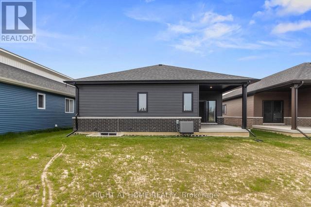 131 Grassland Grve, House detached with 3 bedrooms, 2 bathrooms and 4 parking in Chatham Kent ON | Image 30