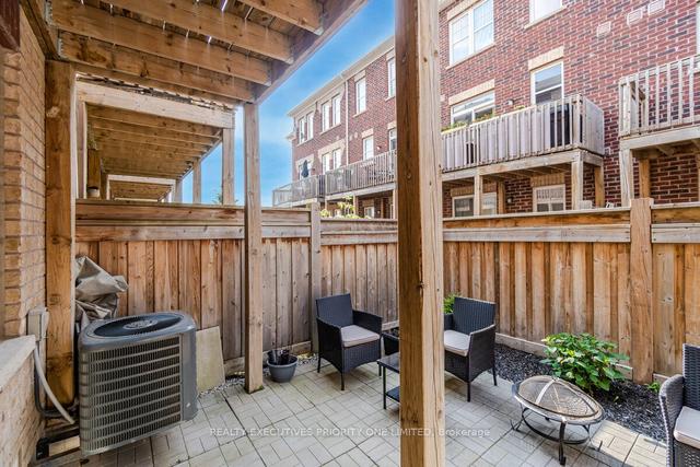 17 - 10 Porter Ave W, House attached with 3 bedrooms, 3 bathrooms and 2 parking in Vaughan ON | Image 26