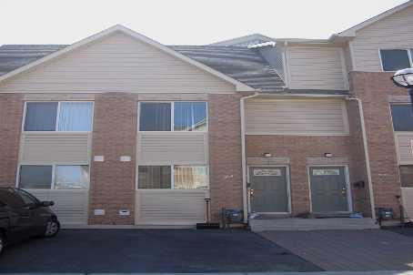 th23 - 25 Replin Rd, Townhouse with 3 bedrooms, 2 bathrooms and 1 parking in Toronto ON | Image 1