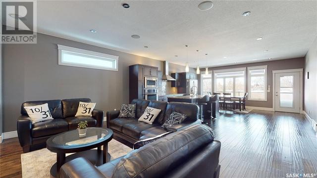 4613 Skinner Crescent, House detached with 5 bedrooms, 3 bathrooms and null parking in Regina SK | Image 4