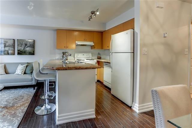 th107 - 415 Jarvis St, Townhouse with 2 bedrooms, 1 bathrooms and 1 parking in Toronto ON | Image 6