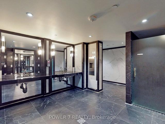 3010 - 955 Bay St, Condo with 0 bedrooms, 1 bathrooms and 0 parking in Toronto ON | Image 13