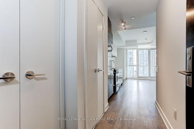 2002 - 290 Adelaide St W, Condo with 1 bedrooms, 1 bathrooms and 0 parking in Toronto ON | Image 34