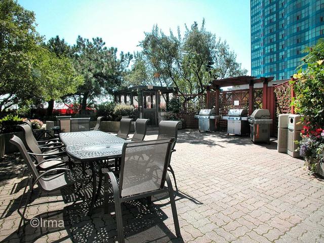 801 - 65 Harbour Sq, Condo with 2 bedrooms, 2 bathrooms and 2 parking in Toronto ON | Image 32