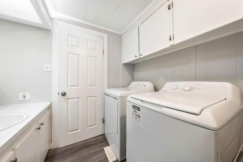91 - 6220 17 Avenue Se, Home with 2 bedrooms, 1 bathrooms and 2 parking in Calgary AB | Card Image