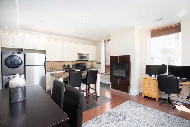 205 - 283 King St E, Condo with 1 bedrooms, 1 bathrooms and 0 parking in Hamilton ON | Image 4