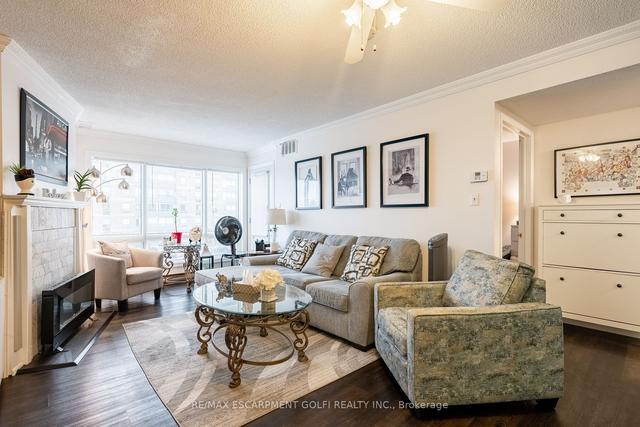301 - 78 Roehampton Ave, Condo with 2 bedrooms, 2 bathrooms and 1 parking in St. Catharines ON | Image 4