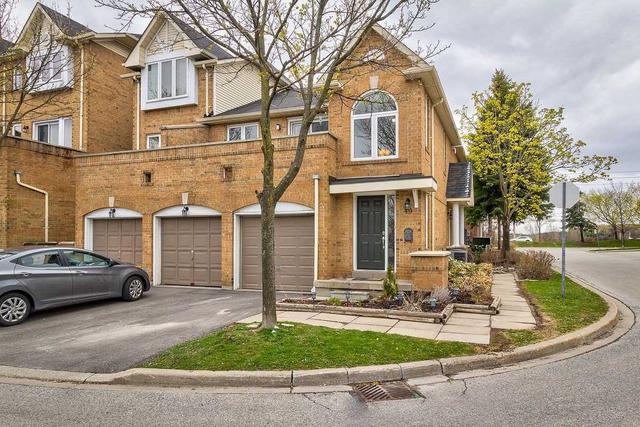 49 - 45 Bristol Rd E, Townhouse with 3 bedrooms, 2 bathrooms and 2 parking in Mississauga ON | Image 1