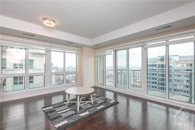 2301 - 234 Rideau Street, Condo with 2 bedrooms, 2 bathrooms and 1 parking in Ottawa ON | Image 4
