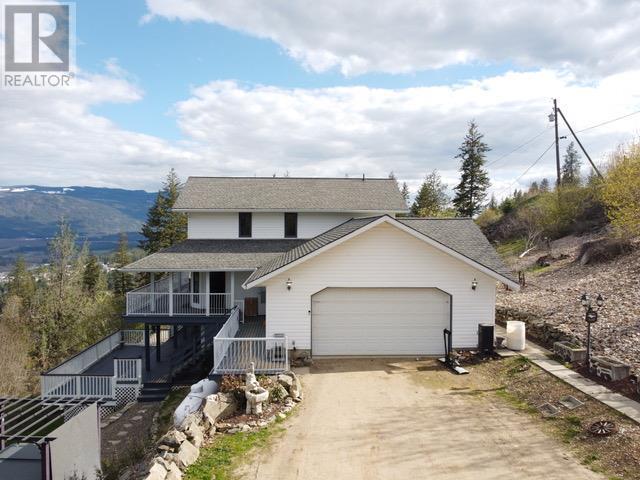 115 Twin Lakes Road, House detached with 3 bedrooms, 3 bathrooms and 2 parking in North Okanagan F BC | Image 2