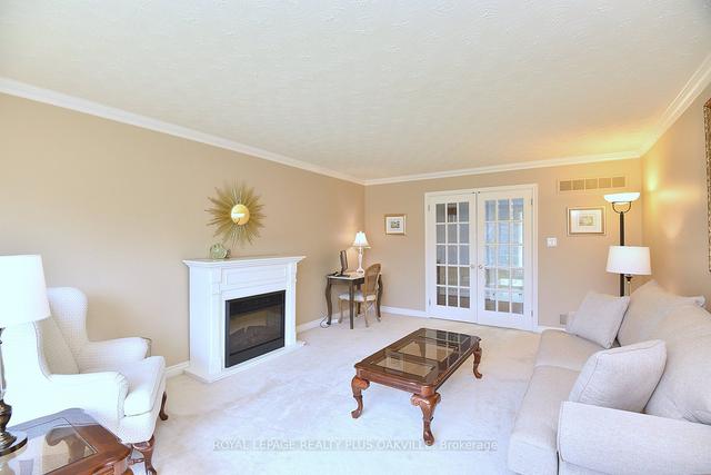 258 Shoreacres Rd, House detached with 3 bedrooms, 3 bathrooms and 12 parking in Burlington ON | Image 30