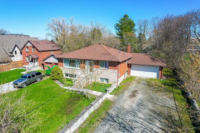 108 Garden Ave, House detached with 3 bedrooms, 1 bathrooms and 8 parking in Richmond Hill ON | Image 22