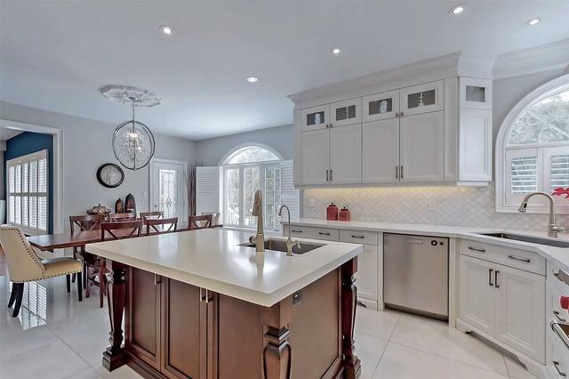 187 Deer Run Crt, House detached with 4 bedrooms, 5 bathrooms and 6 parking in Vaughan ON | Image 26