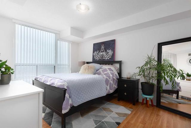 1807 - 503 Beecroft Rd, Condo with 2 bedrooms, 2 bathrooms and 1 parking in Toronto ON | Image 7