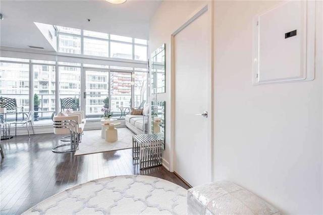 uph14 - 21 Nelson St, Condo with 1 bedrooms, 2 bathrooms and 2 parking in Toronto ON | Image 36