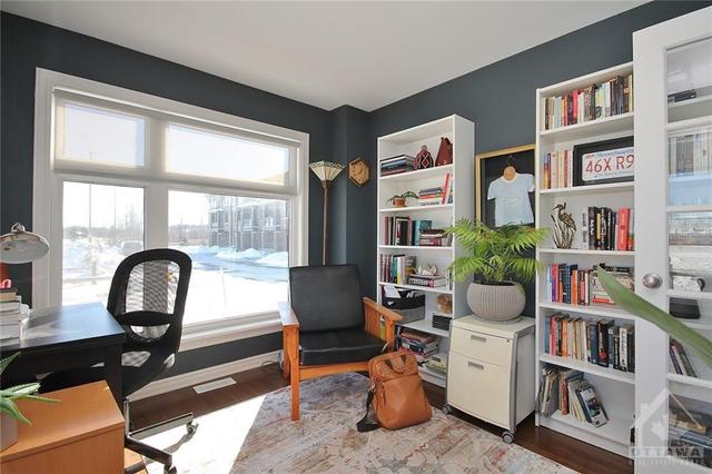 28 Stockholm Private, Townhouse with 3 bedrooms, 4 bathrooms and 2 parking in Ottawa ON | Image 4