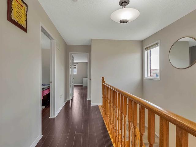 11 Cobbler St, House detached with 3 bedrooms, 4 bathrooms and 6 parking in Brampton ON | Image 24