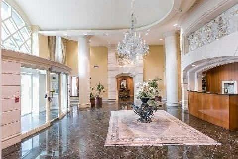 uph 17 - 23 Lorraine Dr, Condo with 2 bedrooms, 3 bathrooms and 2 parking in Toronto ON | Image 4