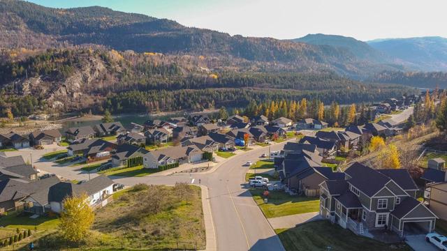 lot 9 Thompson Avenue, Home with 0 bedrooms, 0 bathrooms and null parking in Rossland BC | Image 17