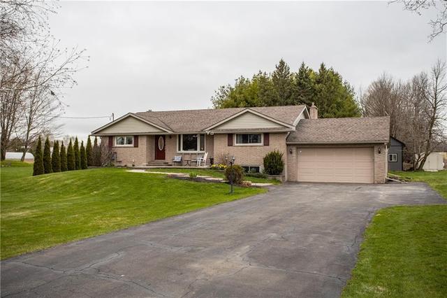 479 10th Conc Road E, House detached with 4 bedrooms, 2 bathrooms and 11 parking in Hamilton ON | Image 1