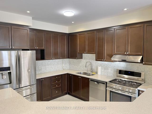 242 Southdown Ave, House attached with 3 bedrooms, 3 bathrooms and 4 parking in Vaughan ON | Image 27