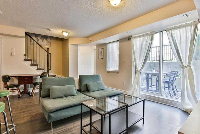 117 - 14 Foundry Ave, Townhouse with 2 bedrooms, 2 bathrooms and 1 parking in Toronto ON | Image 6