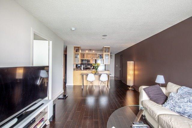 3312 - 397 Front St W, Condo with 1 bedrooms, 1 bathrooms and 1 parking in Toronto ON | Image 3