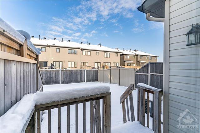 155 Calvington Avenue, Townhouse with 3 bedrooms, 3 bathrooms and 2 parking in Ottawa ON | Image 24