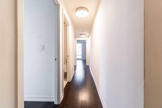 3402 - 21 Widmer St, Condo with 2 bedrooms, 3 bathrooms and 1 parking in Toronto ON | Image 21