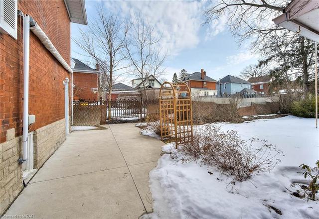 331 Waterloo Street S, House detached with 3 bedrooms, 1 bathrooms and null parking in Cambridge ON | Image 24