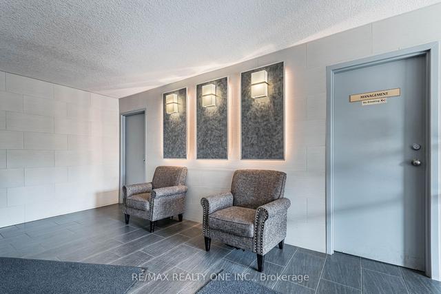 606 - 18 Holborn Crt, Condo with 2 bedrooms, 2 bathrooms and 1 parking in Kitchener ON | Image 35