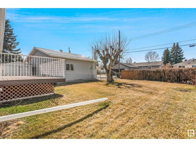 10320 47 St Nw, House detached with 4 bedrooms, 2 bathrooms and 4 parking in Edmonton AB | Image 33