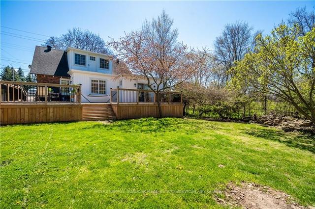 571 Plains Rd W, House detached with 4 bedrooms, 2 bathrooms and 4 parking in Burlington ON | Image 27