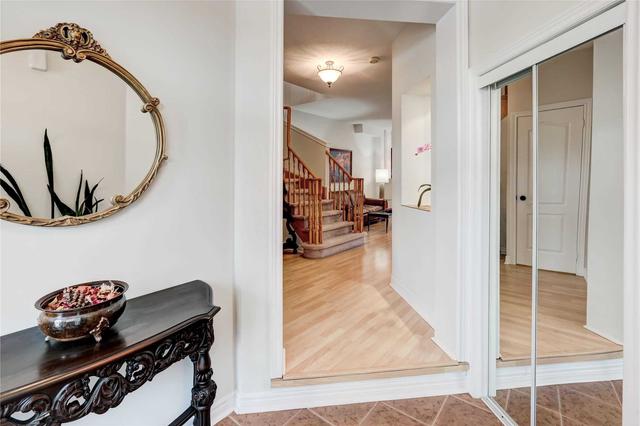3494 Fountain Park Ave, House semidetached with 3 bedrooms, 4 bathrooms and 2 parking in Mississauga ON | Image 14