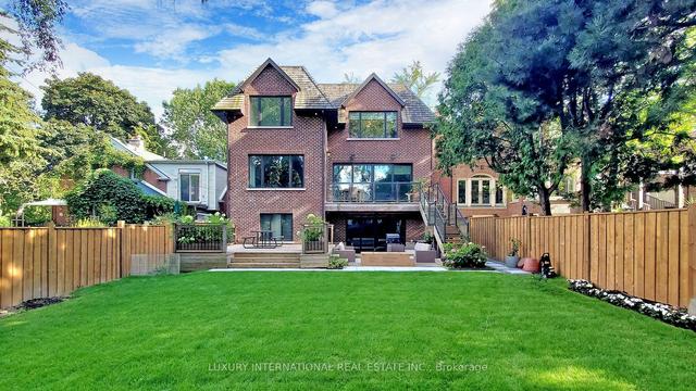 238 St Leonards Ave W, House detached with 4 bedrooms, 5 bathrooms and 7 parking in Toronto ON | Image 7