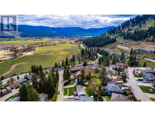 1824 Saddleview Avenue, House detached with 5 bedrooms, 1 bathrooms and 2 parking in Lumby BC | Image 45