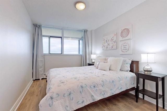 2001 - 2050 Bridletowne Circ, Condo with 3 bedrooms, 2 bathrooms and 1 parking in Toronto ON | Image 5