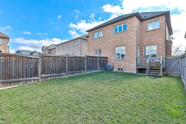 30 Gooseman Cres, House semidetached with 3 bedrooms, 3 bathrooms and 3 parking in Markham ON | Image 10