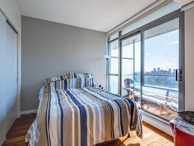 1702 - 281 Mutual St, Condo with 1 bedrooms, 1 bathrooms and 1 parking in Toronto ON | Image 4